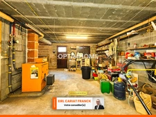 MAISON SEMI PLAIN-PIED SUR 170 M², L’ENSEMBLE SUR 704 M² DE TERRAIN CLOS