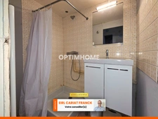 SCIERIE ET MAISON SUR 106 M², L’ENSEMBLE SUR 25000 M² DE TERRAIN AVEC GRANGES ET ANNEXES >