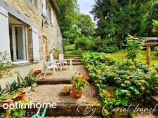 ANCIEN MOULIN DE 160 M², L’ENSEMBLE SUR SON PARC 3755 M² DE TERRAIN CLOS :