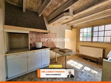 MAISON AVEC ÉTAGE DE 115 M², L’ENSEMBLE SUR 1017 M² DE TERRAIN CLOS ET DEPENDANCE DE 100 M².