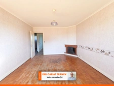 MAISON EN PIERRE DE 116 M2 SUR ÉTAGE, L’ENSEMBLE SUR 1744 M² DE TERRAIN CLOS AVEC DES DÉPENDANCES :