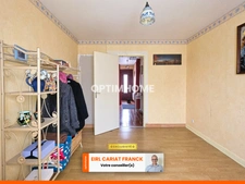 MAISON DE PLAIN-PIED DE 98 M² AVEC UN GARAGE DE 18 M², L’ENSEMBLE SUR 2361 M² DE TERRAIN CLOS