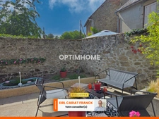 MAISON EN PIERRE DE 109 M², L’ENSEMBLE SUR 167 M² DE TERRAIN CLOS