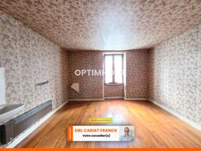 MAISON EN PIERRE DE 121 M2 SUR ÉTAGE, L’ENSEMBLE SUR 2753 M² DE TERRAIN CLOS AVEC DES DÉPENDANCES :