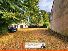 MAISON AVEC ÉTAGE DE 115 M², L’ENSEMBLE SUR 1017 M² DE TERRAIN CLOS ET DEPENDANCE DE 100 M².