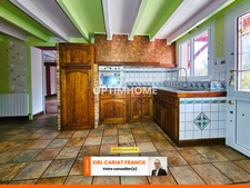 VILLA DE 187 M² AVEC DEPENDANCES, L’ENSEMBLE SUR 3906 M² DE TERRAIN CLOS