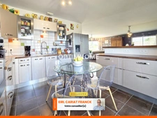 MAISON DE PLAIN-PIED DE 152 M² AVEC DÉPENDANCES, L’ENSEMBLE SUR 4811 M² DE TERRAIN CLOS