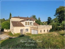 Bâtisse pierre de 11 pièces VILLEGOUGE (33)