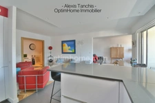Lille Centre / Square Foch – Appartement T3 rénové avec balcon au 7ᵉ étage