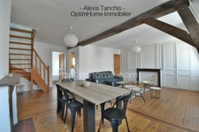 Dernier étage en duplex avec cachet - Hyper centre Lille