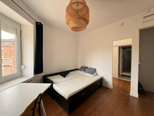À louer – Studio meublé lumineux – Lille secteur Montebello