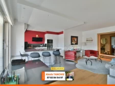 Lille Centre / Square Foch – Appartement T3 rénové avec balcon au 7ᵉ étage