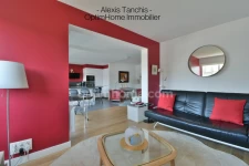 Lille Centre / Square Foch – Appartement T3 rénové avec balcon au 7ᵉ étage