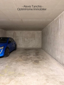 Appartement T3 avec balcon et parking - Lille Saint-Sauveur