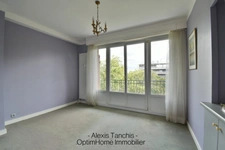 LILLE CENTRE – SQUARE FOCH – 123 M² – 3 CHAMBRES – ASCENSEUR – PARKING – BALCONS