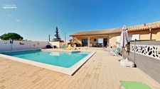 Maison familiale de 184 m² avec piscine et vue dégagée – Calme et confort