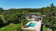 Maison de plain-pied avec vue et piscine – Entre Bourg-en-Bresse et Mâcon