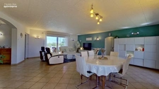 Maison familiale de 184 m² avec piscine et vue dégagée – Calme et confort