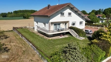 Maison de caractère de plus de 220 m² avec appartement indépendant – Entre Mâcon et Bourg-en-Bresse