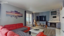 Maison de plain-pied avec vue et piscine – Entre Bourg-en-Bresse et Mâcon