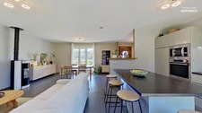 Séjour lumineux, 4 chambres, piscine et jardin arboré : une maison prête à accueillir votre famille
