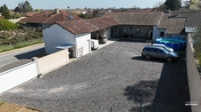 Maison rénovée avec charme et volumes – Vie de village et confort moderne