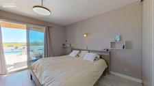 Maison familiale de 184 m² avec piscine et vue dégagée – Calme et confort