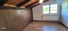 Maison avec grands volumes et fort potentiel sur Grièges – Terrain de plus de 4 000 m²