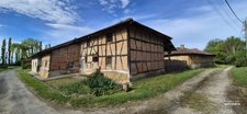 Ferme bressane authentique avec plus de 18 000 m² de terrain – Entre Bourg-en-Bresse et Mâcon