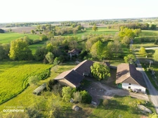 Ferme bressane authentique avec plus de 18 000 m² de terrain – Entre Bourg-en-Bresse et Mâcon