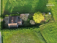 Maison plain-pied 100 m2 sur 1089 m2 de terrain Proche de SAINT DIDIER SUR CHALARONNE (01)