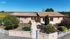 Maison familiale de 184 m² avec piscine et vue dégagée – Calme et confort