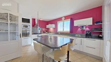 Maison familiale de 184 m² avec piscine et vue dégagée – Calme et confort