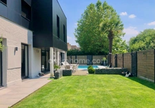 Magnifique résidence style Loft de 262 m² habitables avec piscine extérieure chauffée
