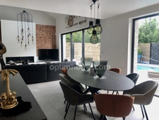 Magnifique résidence style Loft de 262 m² habitables avec piscine extérieure chauffée