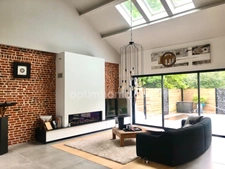 Magnifique résidence style Loft de 262 m² habitables avec piscine extérieure chauffée