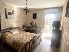Appartement 74 m² avec garage, stationnement et balcon