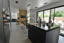 Magnifique résidence style Loft de 262 m² habitables avec piscine extérieure chauffée
