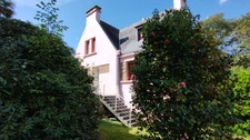 House for sale, 6 rooms, in the town of Combrit (29), very large plot