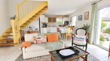 Maison à vendre 3 pièces GUILVINEC (29) en excellent état, au calme, beau jardin avec extension possible 