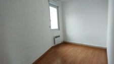 A VENDRE APPARTEMENT T4  2 CHAMBRES ET BUREAU CENTRE VILLE QUIMPER