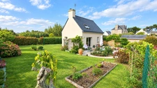 Maison à vendre 3 pièces GUILVINEC (29) en excellent état, au calme, beau jardin avec extension possible 