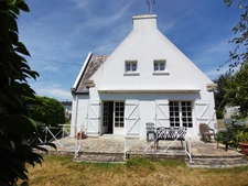 House for sale, 6 rooms, COMBRIT (29), near the beach, quiet neighborhood, cul-de-sac. 2 bedrooms on the ground floor.