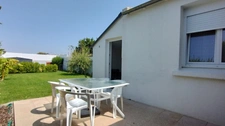House for sale 6 rooms GUILVINEC (29) 4 bedrooms, walk to beach