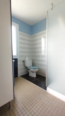 House for sale, 5 rooms, PLOMEUR (29), peaceful countryside setting, large enclosed plot