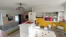 Immeuble à vendre BENODET (29) un commerce et deux appartements jardin