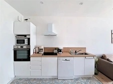 House for sale 6 rooms GUILVINEC (29) 4 bedrooms, walk to beach