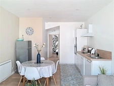 House for sale 6 rooms GUILVINEC (29) 4 bedrooms, walk to beach