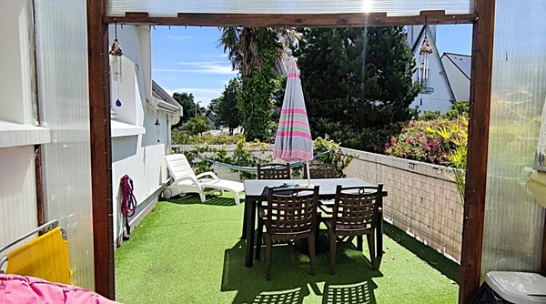 Immeuble à vendre BENODET (29) commerce et deux appartements