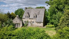 A VENDRE Locronan propriété, maison de maître et maison de garde